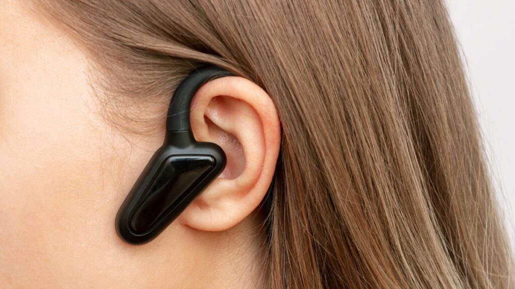 fone de ouvido por condução óssea