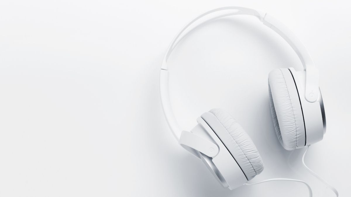 fone de ouvido branco